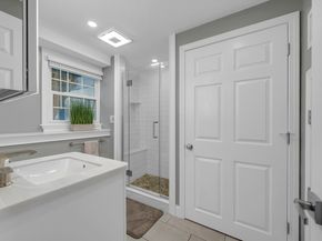 13 Brookside Dr, Billerica MA 01821