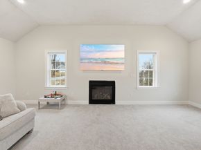 74 Deanna Dr, Holden MA 01520