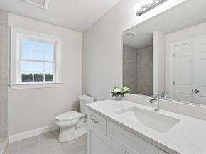 74 Deanna Dr, Holden MA 01520