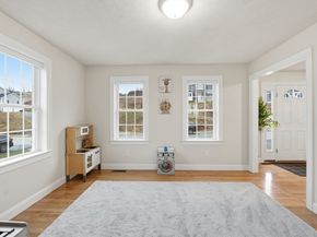 74 Deanna Dr, Holden MA 01520