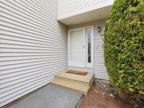 59 Samuel Dr 59, Grafton MA 01536