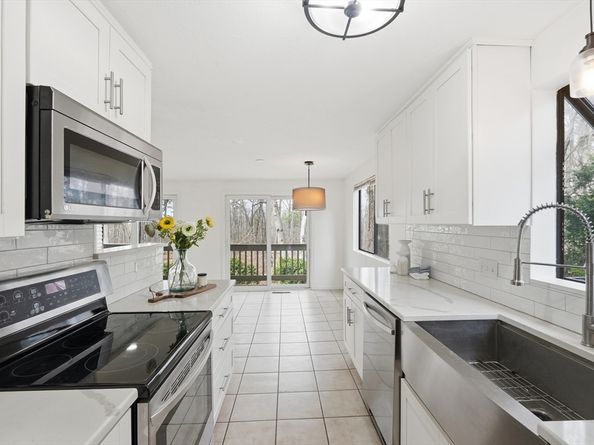 59 Samuel Dr 59, Grafton MA 01536