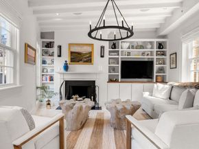 5 West Hill Place D, Boston MA 02114