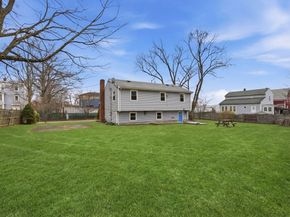 138 Forest St, Brockton MA 02302