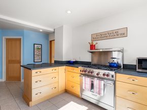 416 Tremont St, Duxbury MA 02332