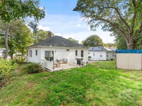 59 Webber St, Leominster MA 01453