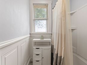 59 Webber St, Leominster MA 01453