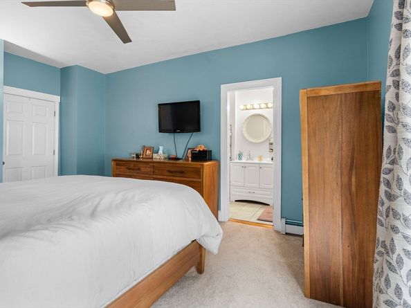 59 Webber St, Leominster MA 01453