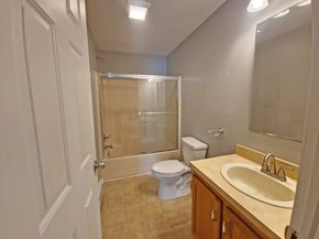 28 Brooks St, Worcester MA 01606