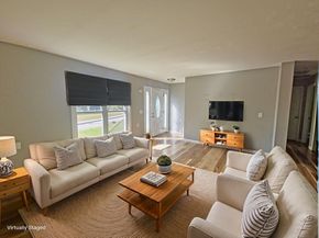 28 Brooks St, Worcester MA 01606