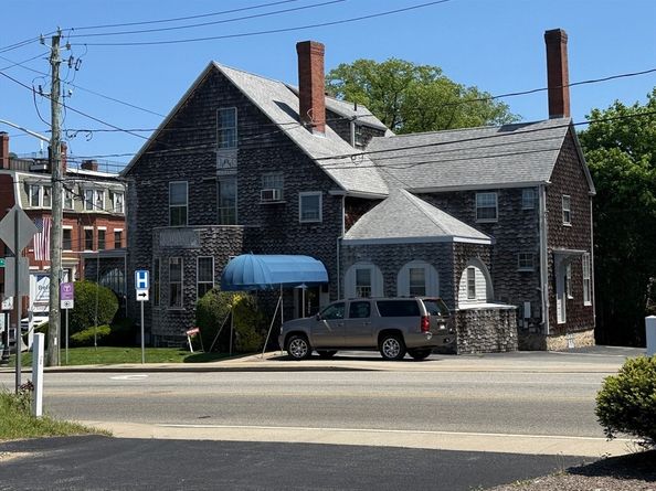 100 Court St, Plymouth MA 02360