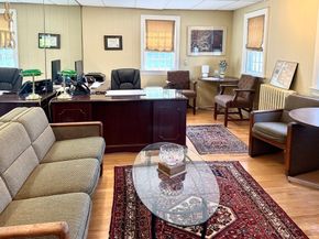 100 Court St, Plymouth MA 02360
