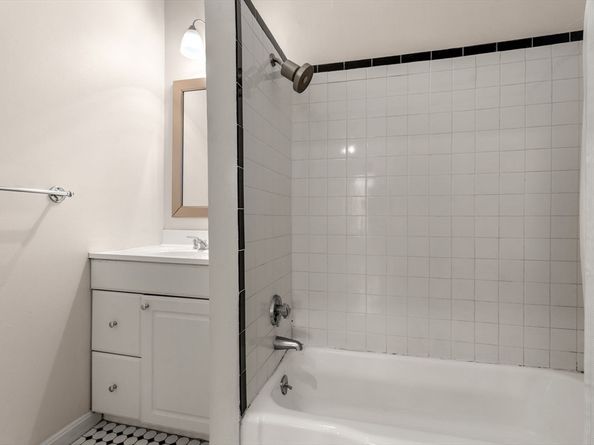 668 Tremont St 3, Boston MA 02118