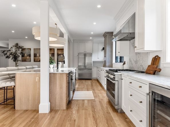 2 Lily Lane, Wenham MA 01984