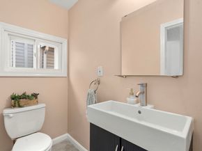 9 Marshall St, Winthrop MA 02152