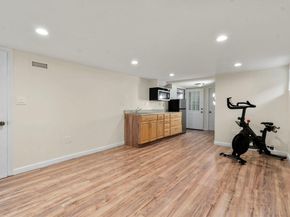9 Marshall St, Winthrop MA 02152