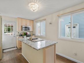 9 Marshall St, Winthrop MA 02152