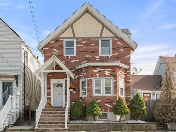 9 Marshall St, Winthrop MA 02152