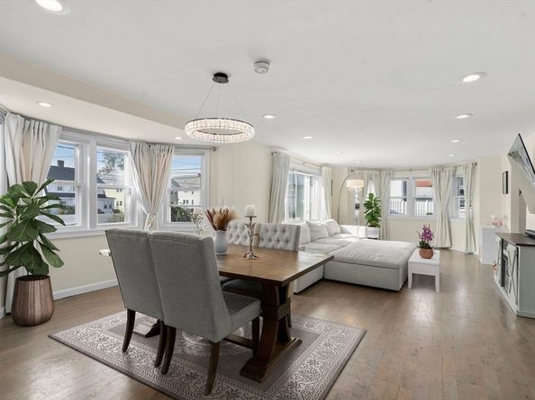 9 Marshall St, Winthrop MA 02152