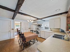 38 Idlewell St, Weymouth MA 02188