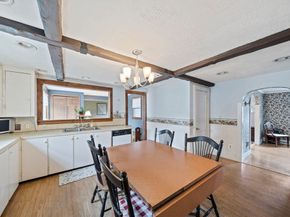 38 Idlewell St, Weymouth MA 02188