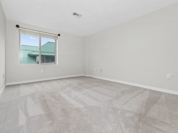 183 Oak Street 307, Newton MA 02464