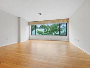 183 Oak Street 307, Newton MA 02464