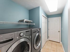 1 Matt Hoxie Tr 1, Plymouth MA 02360
