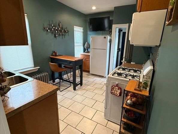 19 Oliver St, Worcester MA 01603
