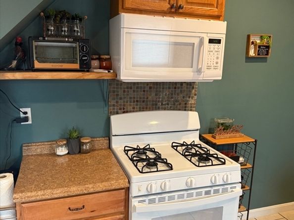 19 Oliver St, Worcester MA 01603
