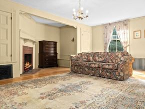 16 Court St, North Andover MA 01845