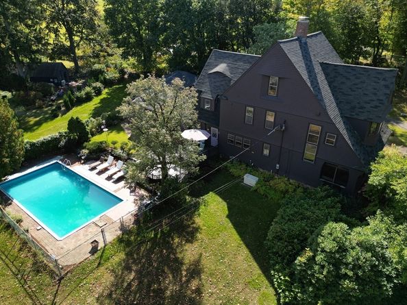 16 Court St, North Andover MA 01845