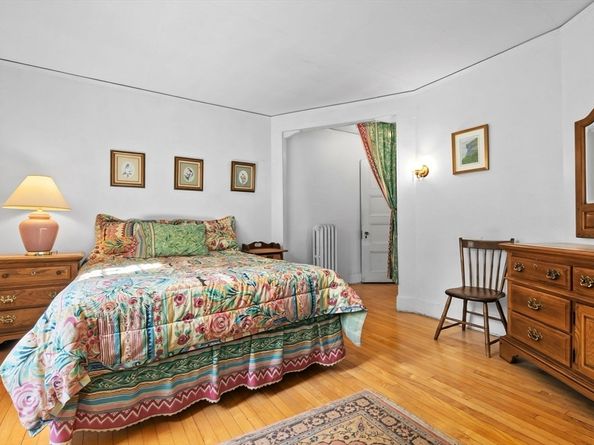 16 Court St, North Andover MA 01845