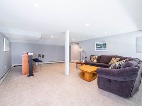 119 Newton Ave N, Worcester MA 01609