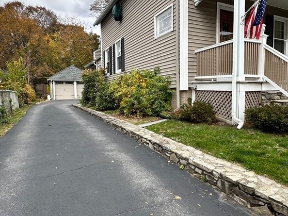 19 Mckinley Rd, Worcester MA 01605