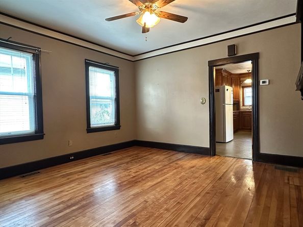 19 Mckinley Rd, Worcester MA 01605