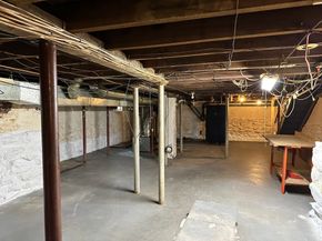 19 Mckinley Rd, Worcester MA 01605