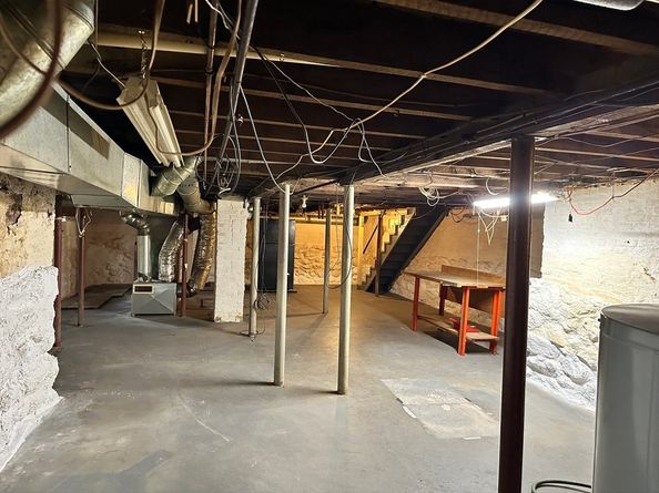 19 Mckinley Rd, Worcester MA 01605