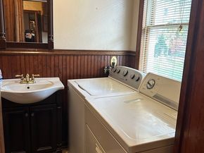 19 Mckinley Rd, Worcester MA 01605