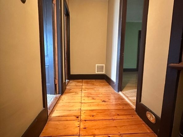 19 Mckinley Rd, Worcester MA 01605