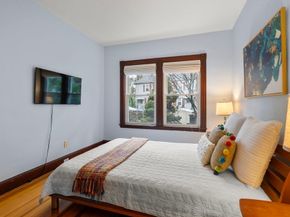 52 Hawthorne St 1, Belmont MA 02478