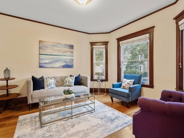 52 Hawthorne St 1, Belmont MA 02478
