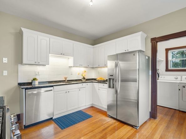 52 Hawthorne St 1, Belmont MA 02478