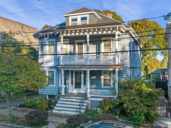 59 Leach St