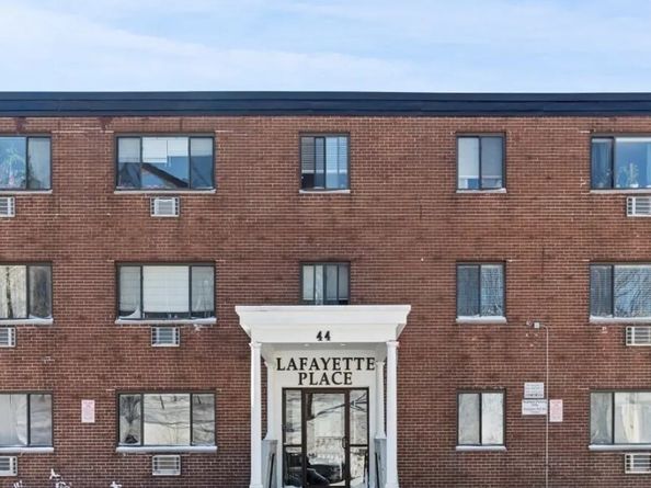 44 Lafayette Place Ave 404, Chelsea MA 02150