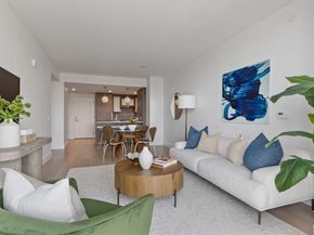 100 Lovejoy Wharf 11 H, Boston MA 02114
