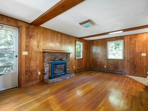17 Farm Street, Medway MA 02053