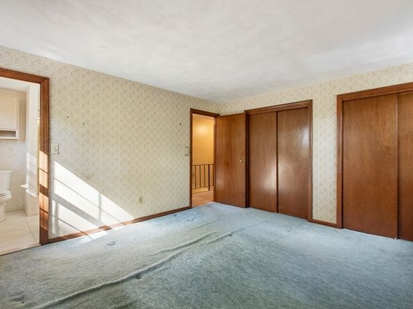 17 Farm Street, Medway MA 02053