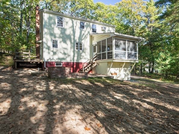 17 Farm Street, Medway MA 02053