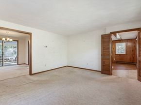 17 Farm Street, Medway MA 02053